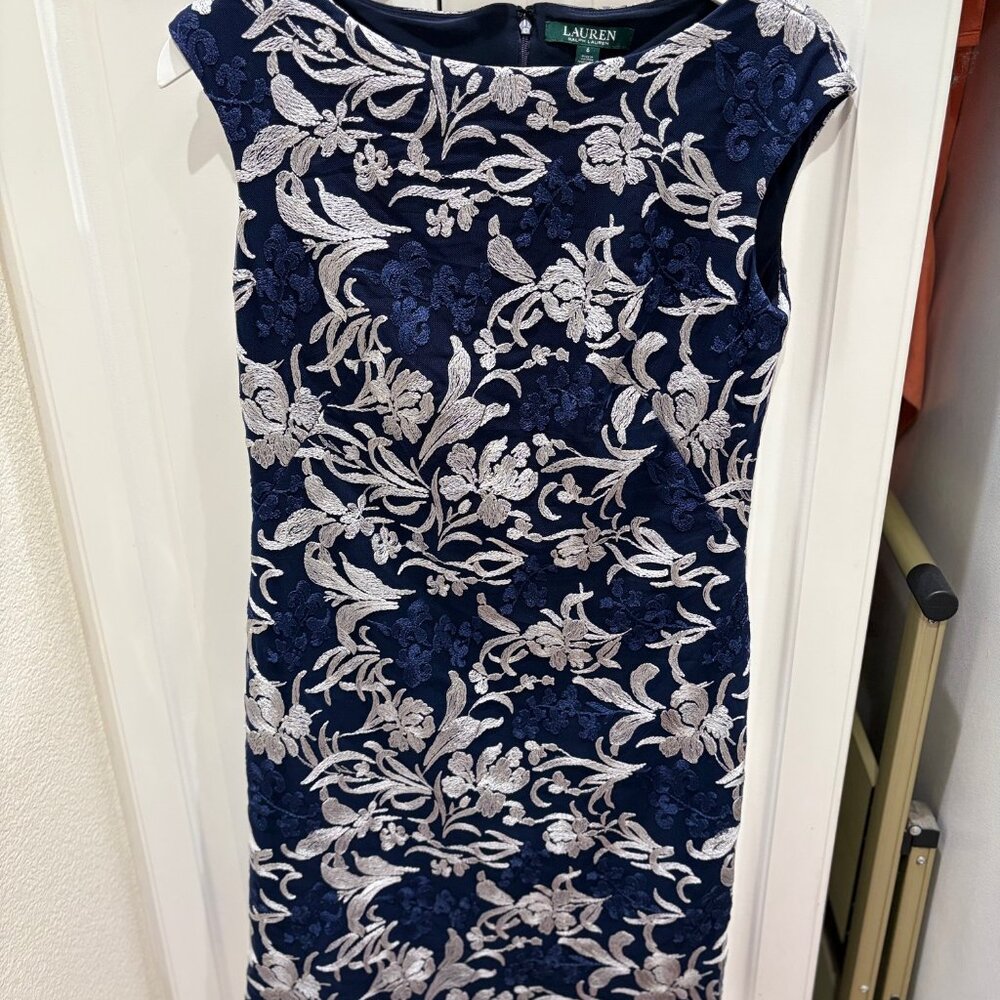 Lauren by Ralph Lauren Blue and White Lace Floral Motif Dress